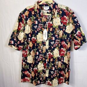 Tunevuse Floral Top Size 2X Short Sleeve ButtonDown New Regular Fit